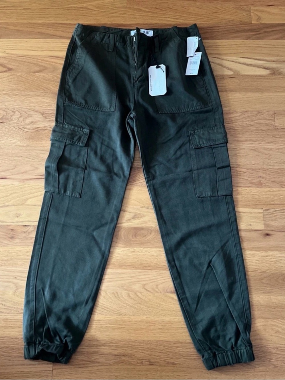 NWT Velvet Heart Denim Neiman Marcus Women’s Jogger Cargo Green Size Small